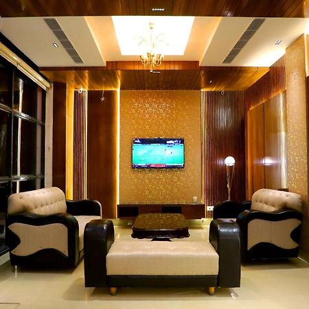 Hotel Diamond View Amritsar Exteriör bild