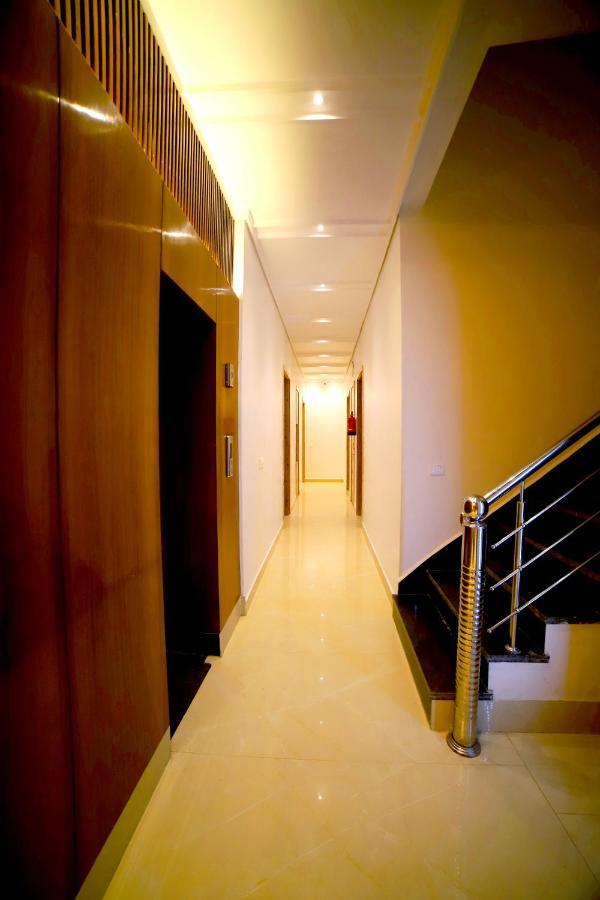 Hotel Diamond View Amritsar Exteriör bild