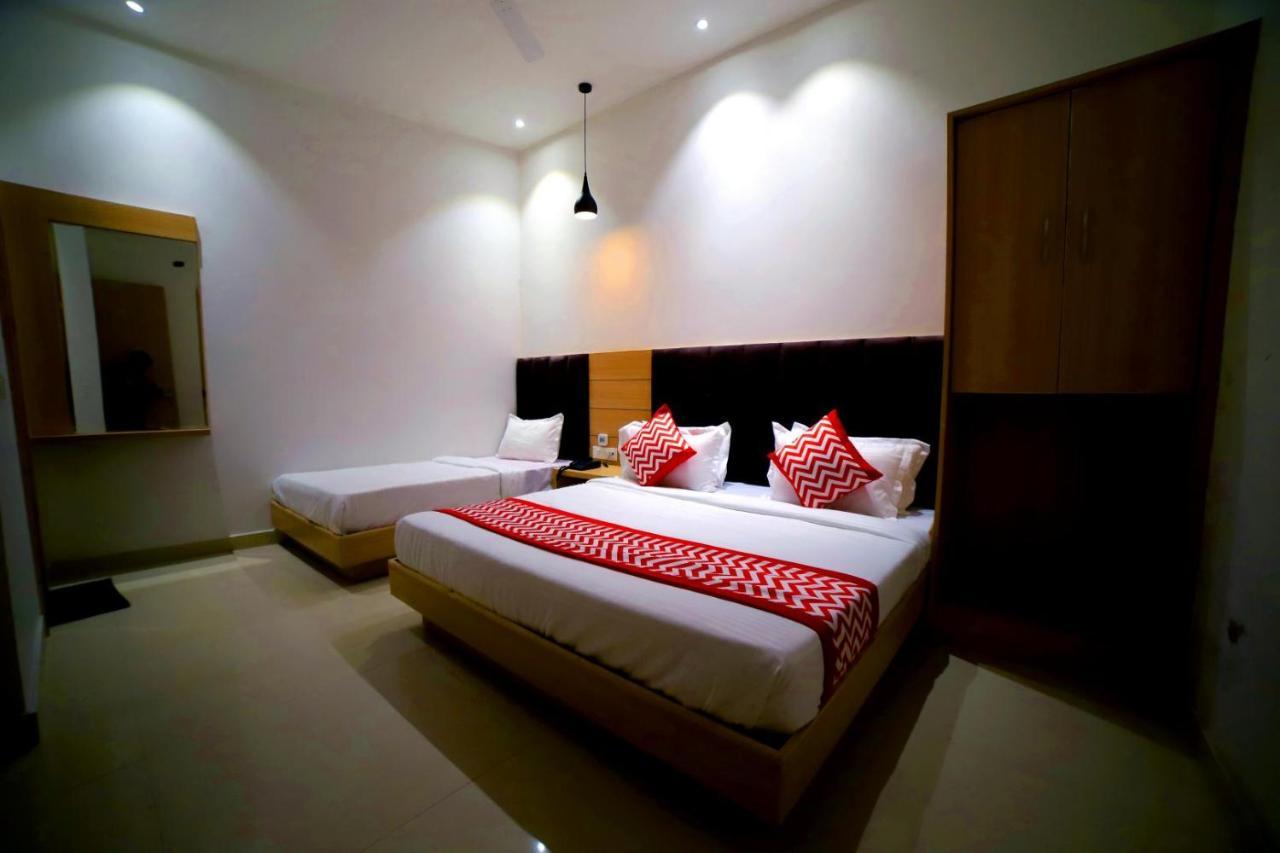 Hotel Diamond View Amritsar Exteriör bild